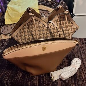 Beige and brown 2 piece shoulder strap with a nice crossbody